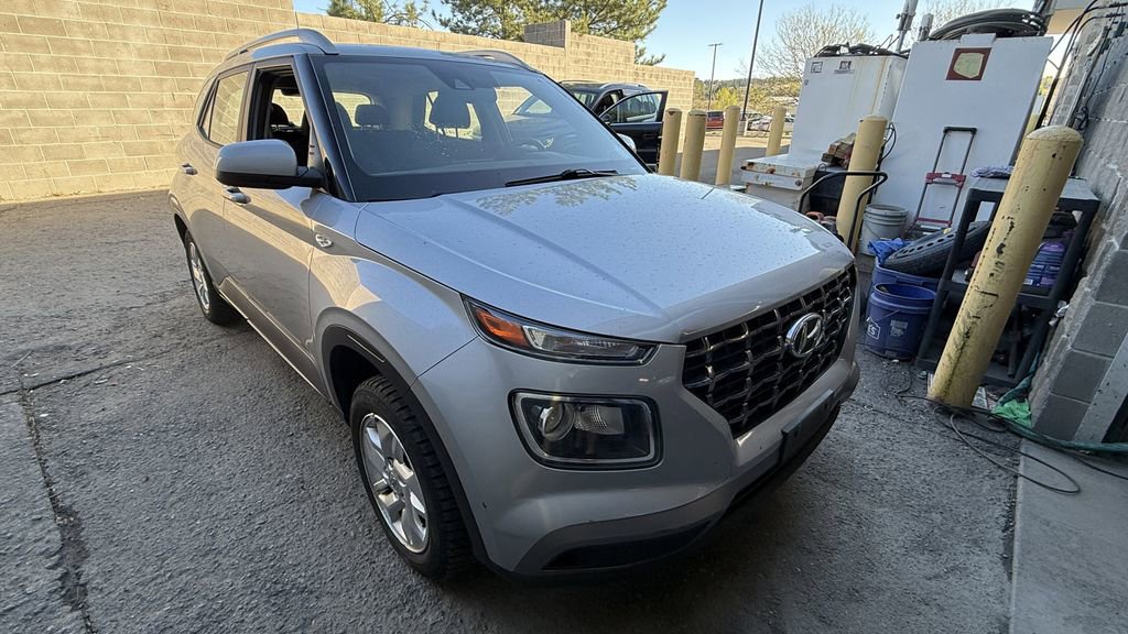 Used 2020 Hyundai Venue SEL