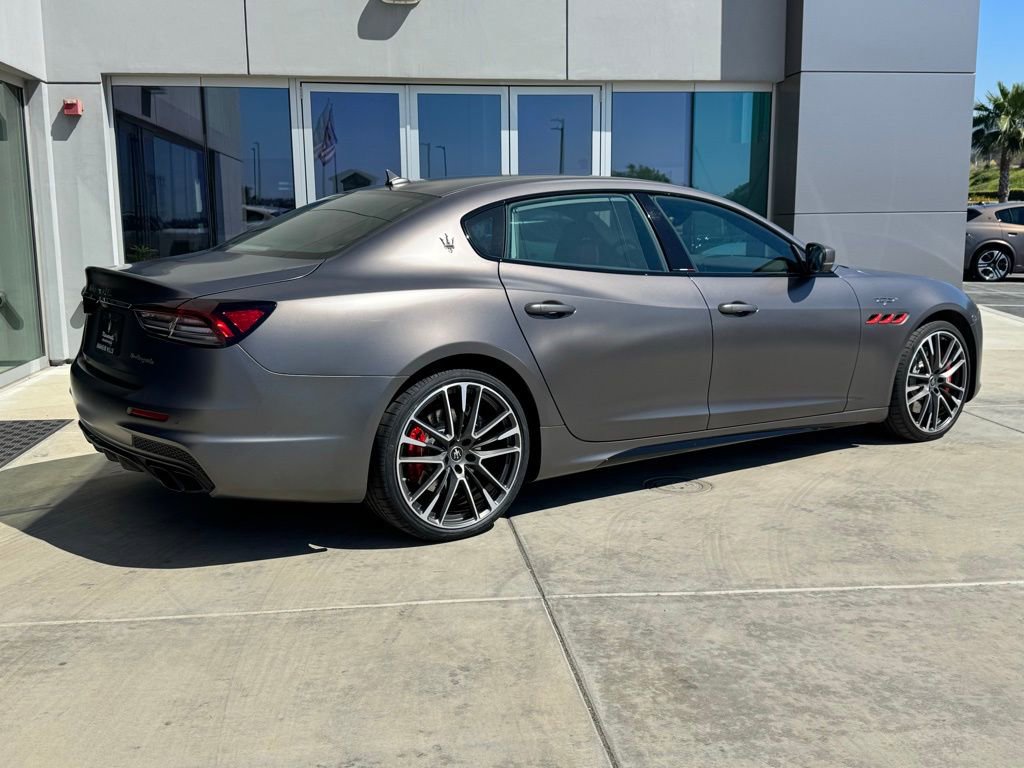 Used 2022 Maserati Quattroporte Trofeo image 8