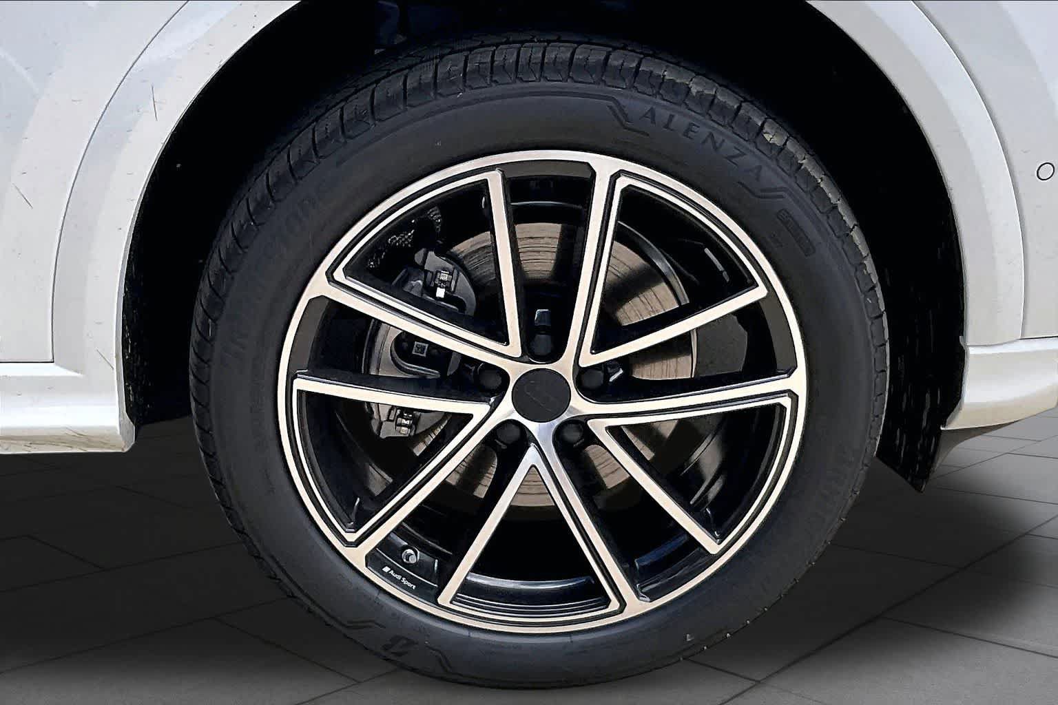 New 2026 Audi Q5 Premium Plus AWD/4WD image 11