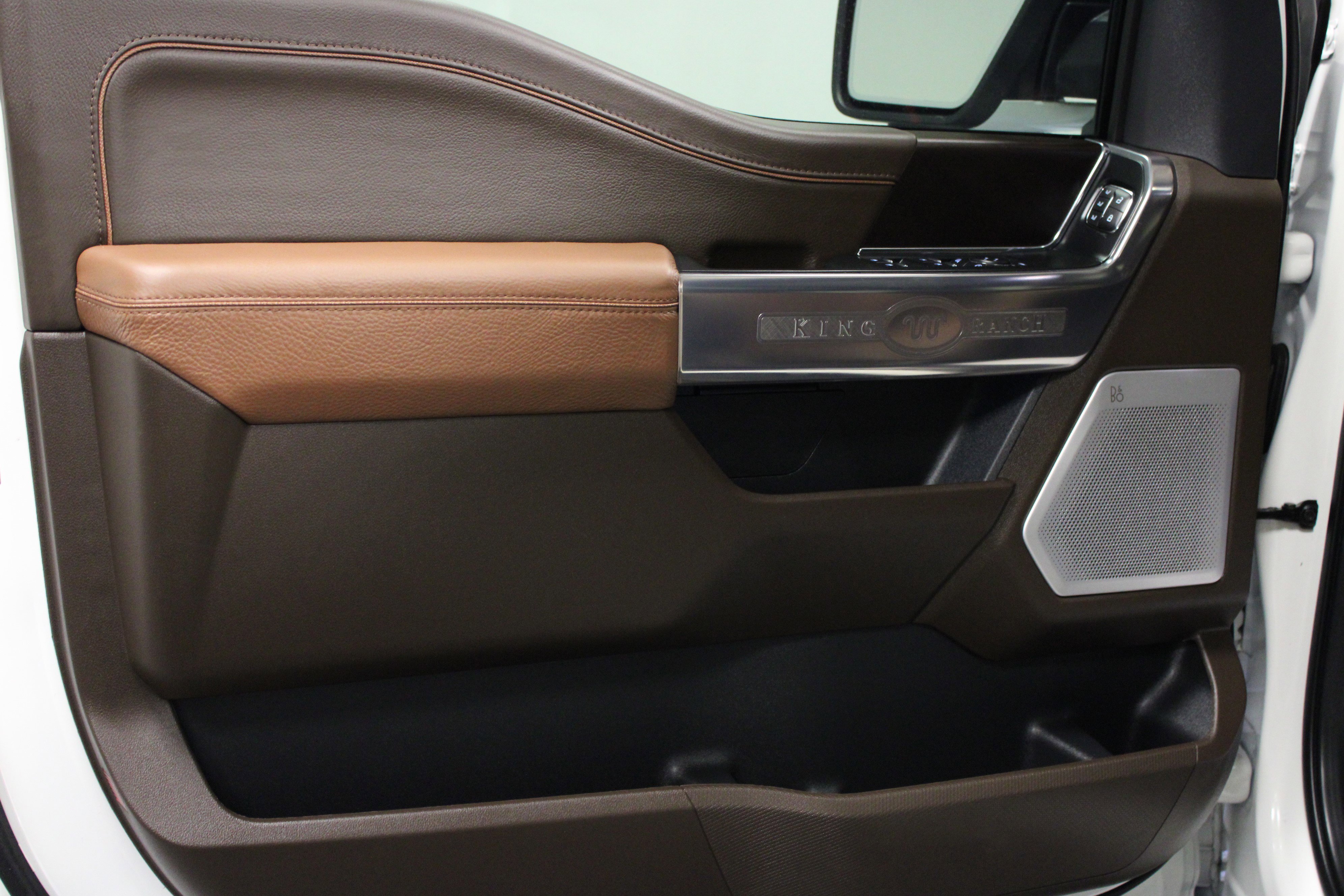 Used 2025 Ford F150 King Ranch w/ FX4 Off-Road Package image 11