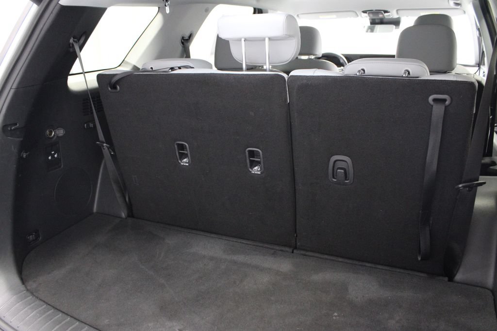 Used 2025 Hyundai Palisade SEL AWD/4WD image 14