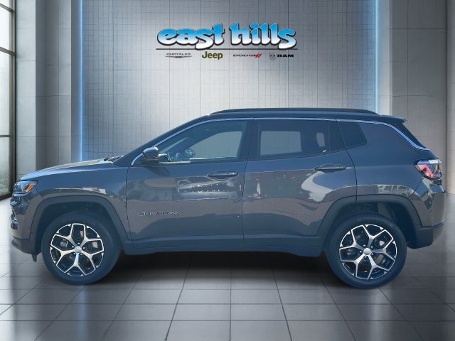 Certified 2024 Jeep Compass Limited w/ Sun and Sound Group AWD/4WD image 6