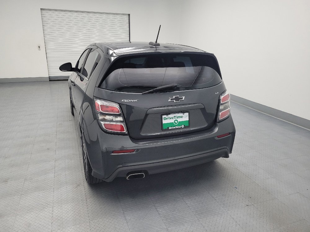 Used 2018 Chevrolet Sonic LT w/ Convenience Package FWD image 6