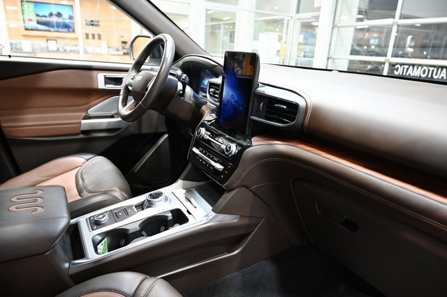 Used 2022 Ford Explorer King Ranch w/ Class IV Trailer Tow Package image 14