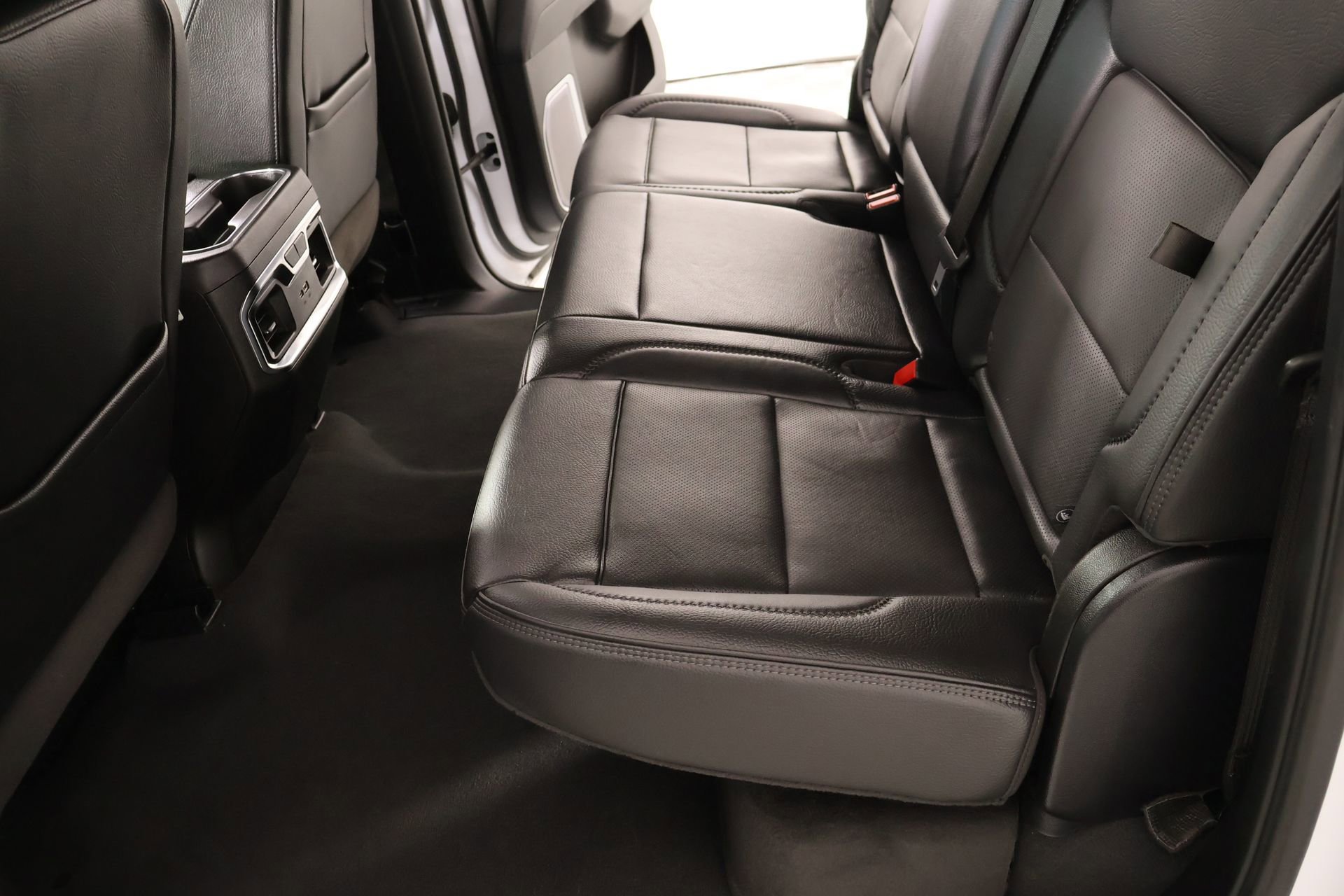 Used 2025 GMC Sierra 2500 Denali AWD/4WD image 13