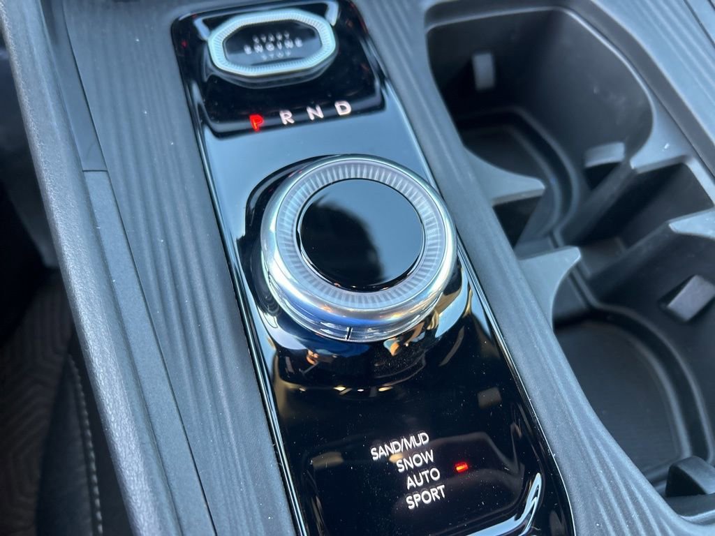 New 2026 Jeep Cherokee Laredo image 13