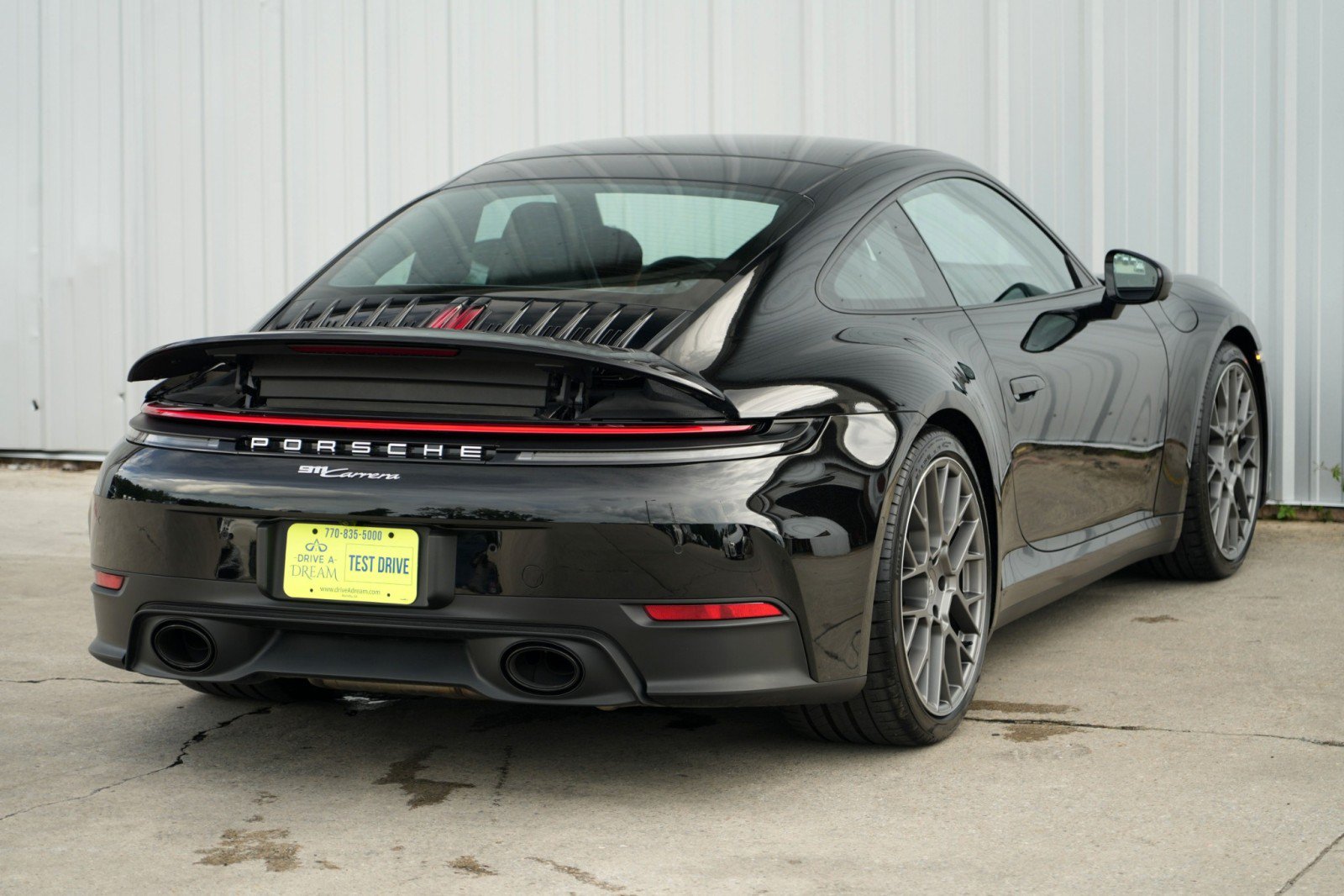 Used 2025 Porsche 911 Carrera RWD image 49