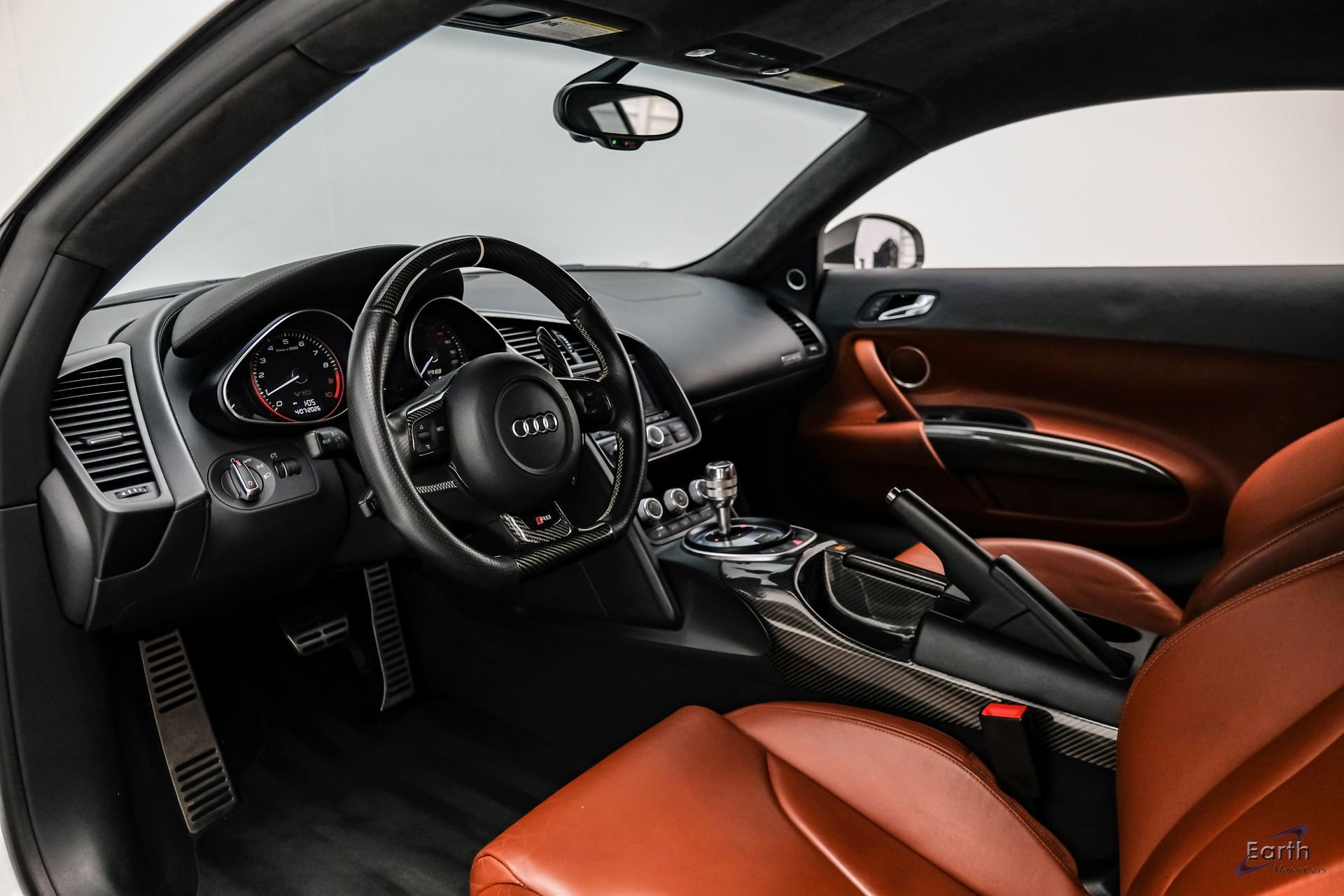 Used 2010 Audi R8 V10 image 43