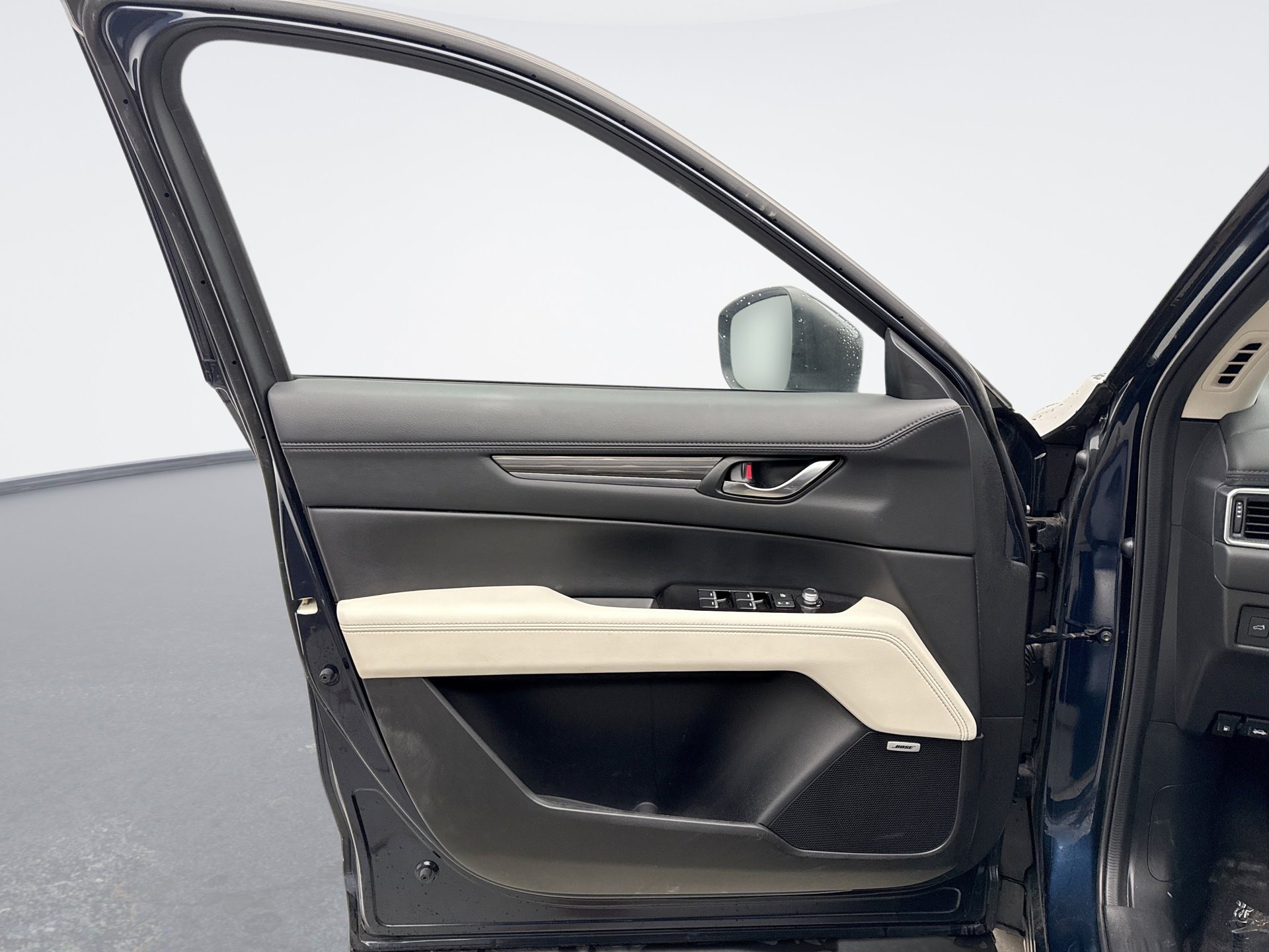 Used 2023 MAZDA CX-5 AWD 2.5 S w/ Premium Package image 9