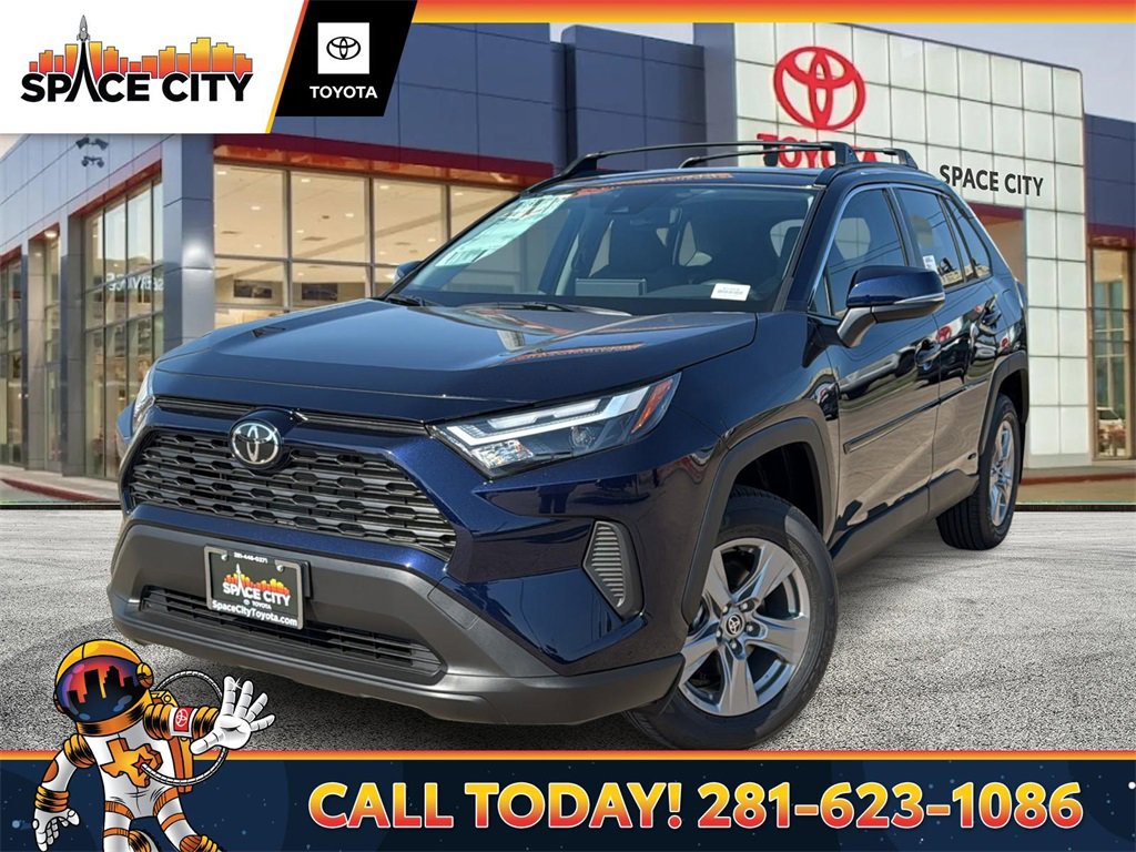New 2025 Toyota RAV4 XLE