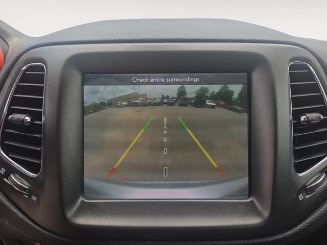 Used 2019 Jeep Compass Trailhawk AWD/4WD image 24