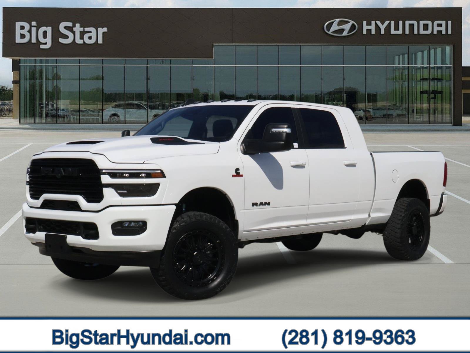 Used 2025 RAM 2500 Laramie w/ Night Edition AWD/4WD image 1