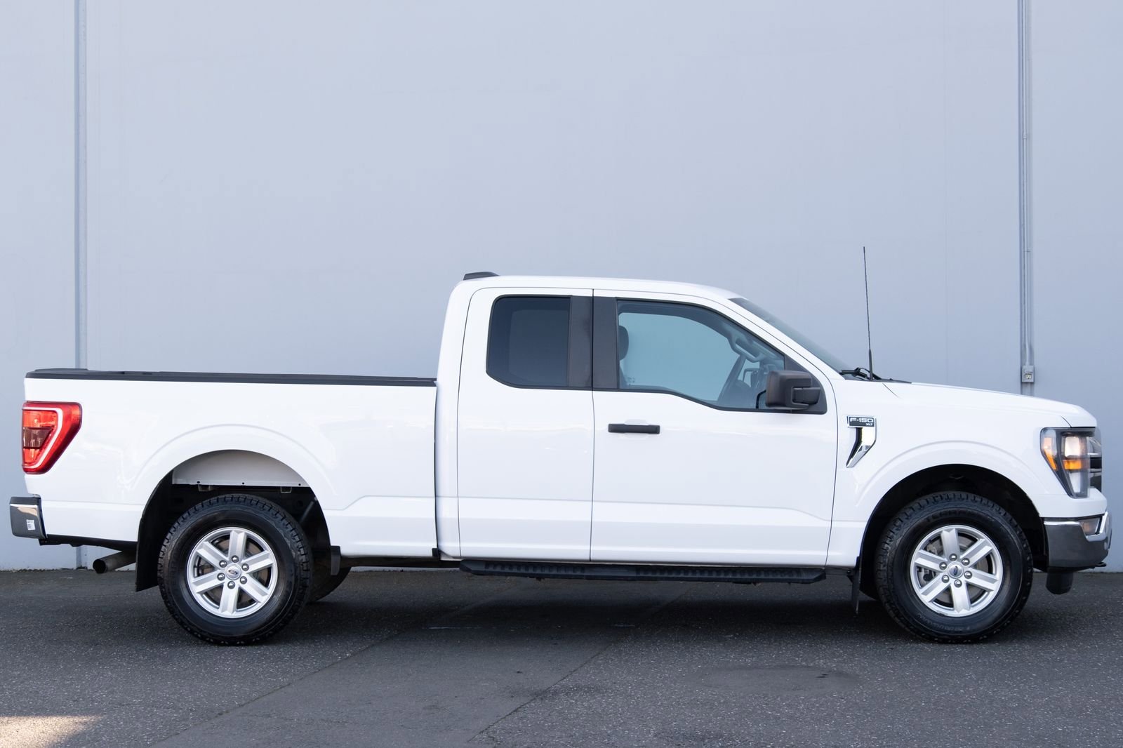 Used 2023 Ford F150 XLT w/ Trailer Tow Package image 22