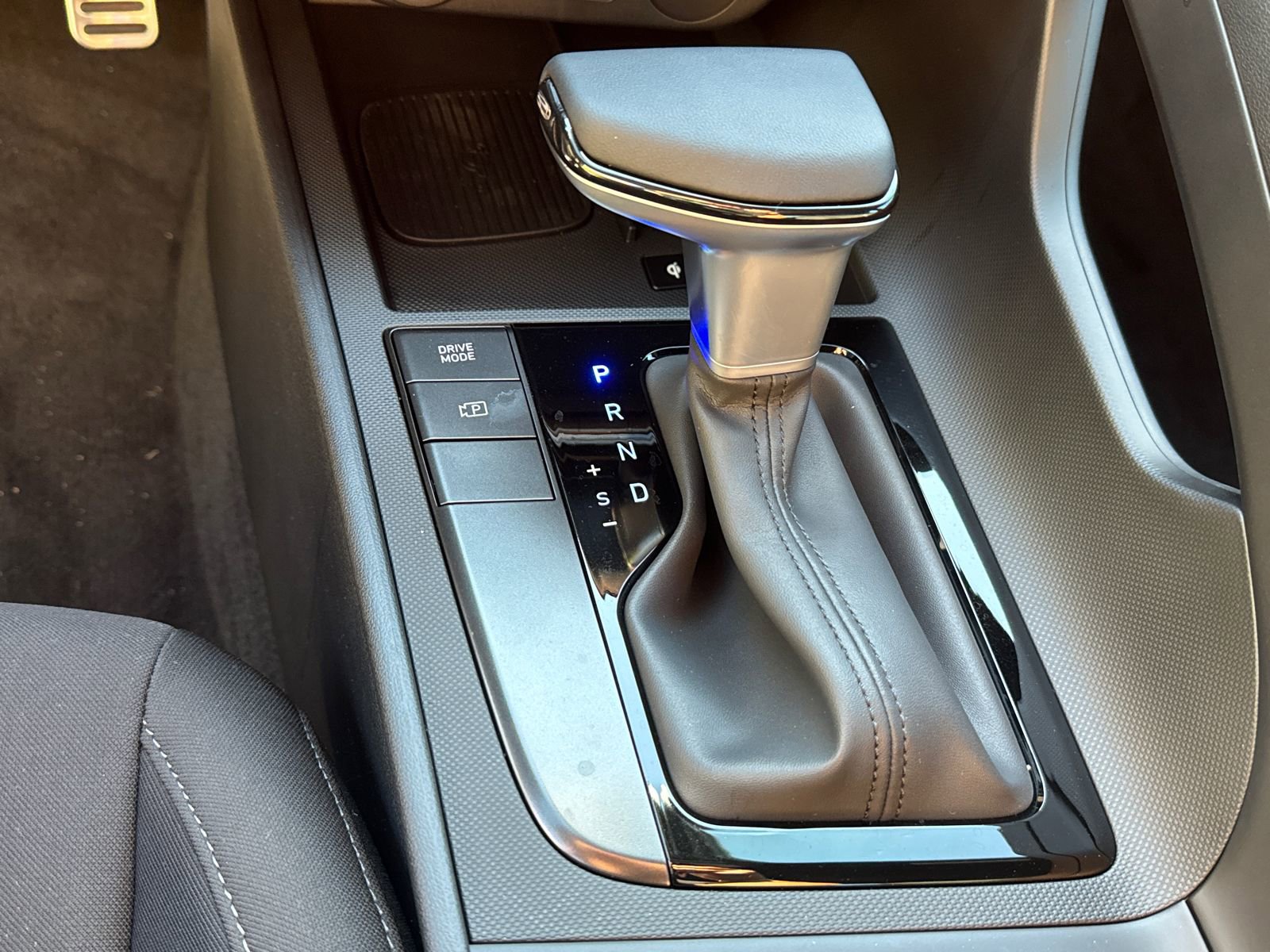 New 2025 Hyundai Elantra Sport image 33