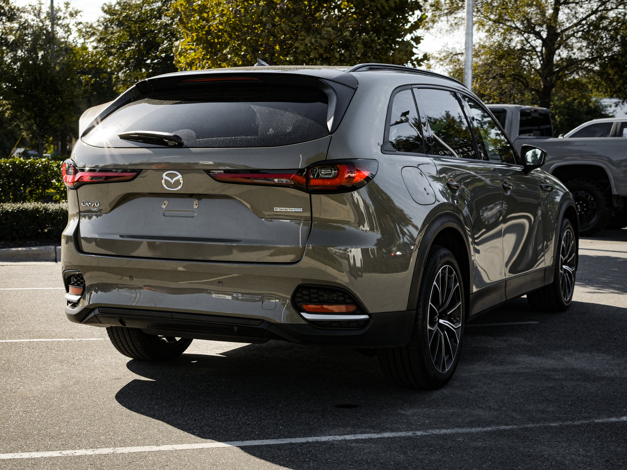 Used 2025 MAZDA CX-70 Plug-In Hybrid w/ Premium Plus image 11