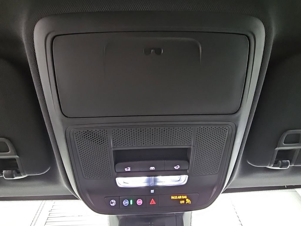 New 2026 GMC Terrain AT4 w/ Convenience Package III image 22