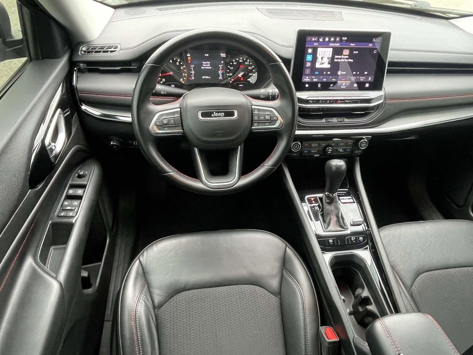 Used 2022 Jeep Compass Trailhawk w/ Trailhawk Convenience Group image 11