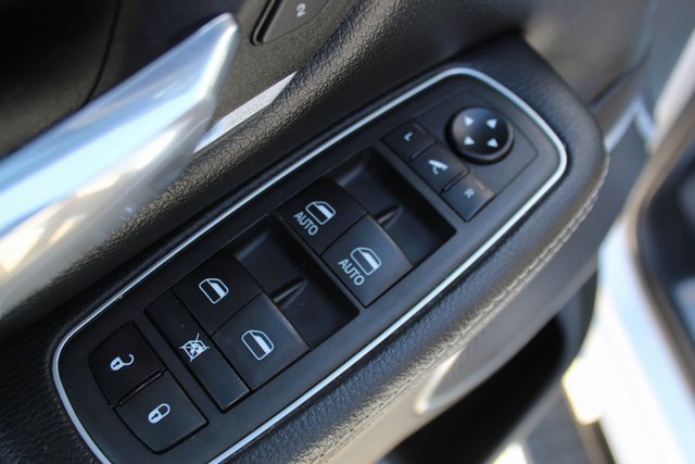 Used 2022 RAM 1500 Laramie image 12