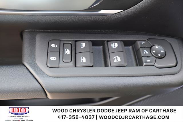 New 2026 RAM 1500 4x4 Crew Cab image 18