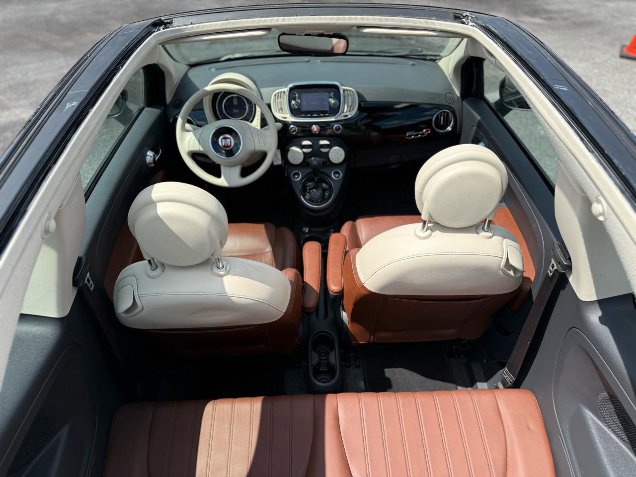 Used 2017 FIAT 500 Lounge image 7