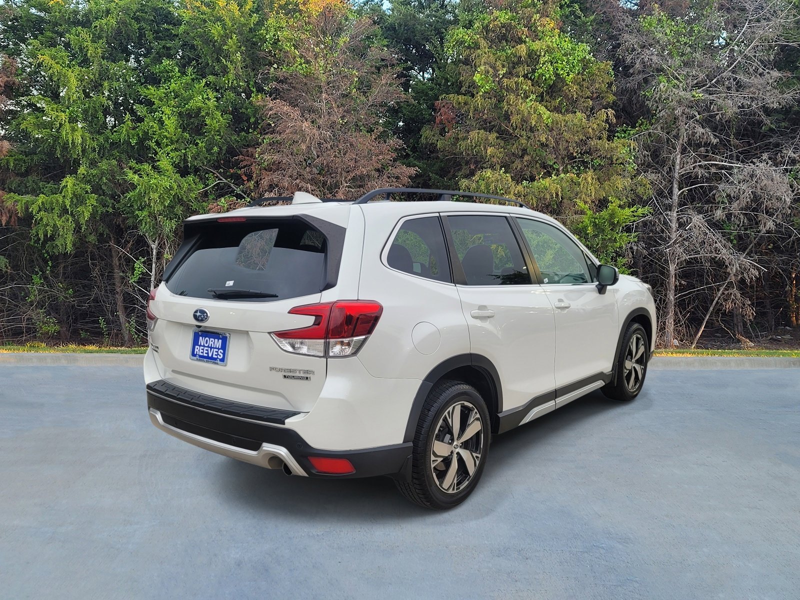 Used 2020 Subaru Forester Touring AWD/4WD image 17