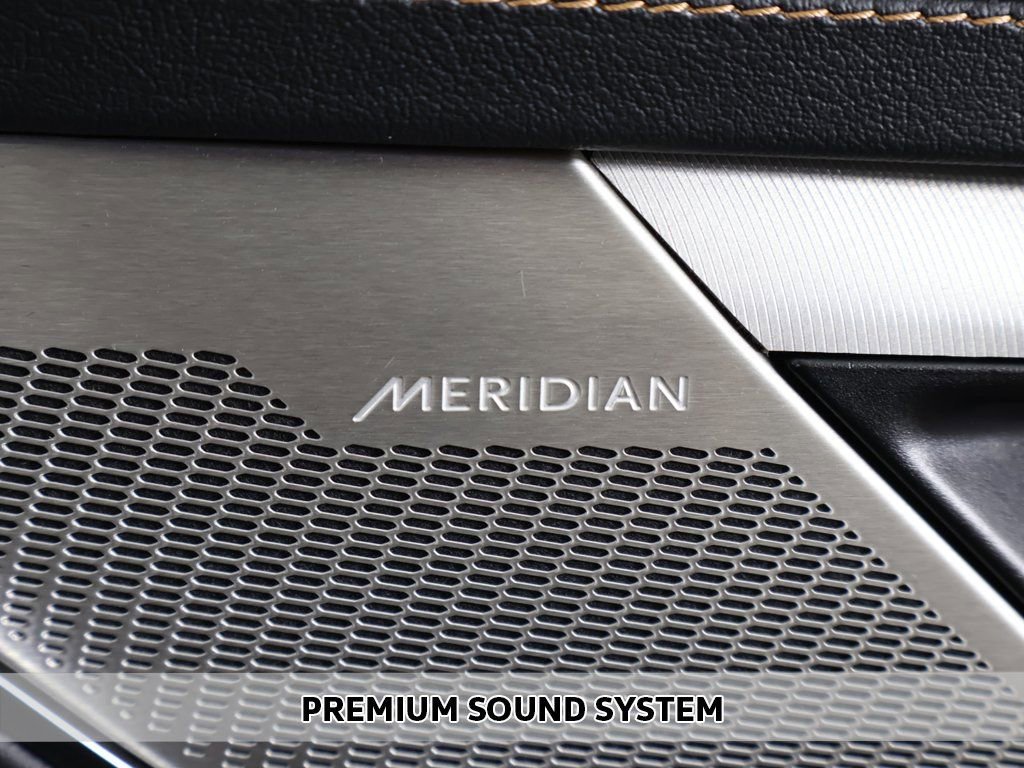 Used 2024 Jaguar XF R-Dynamic SE image 5