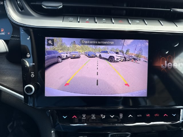 New 2026 Jeep Grand Cherokee Limited w/ Limited Altitude Package AWD/4WD image 24