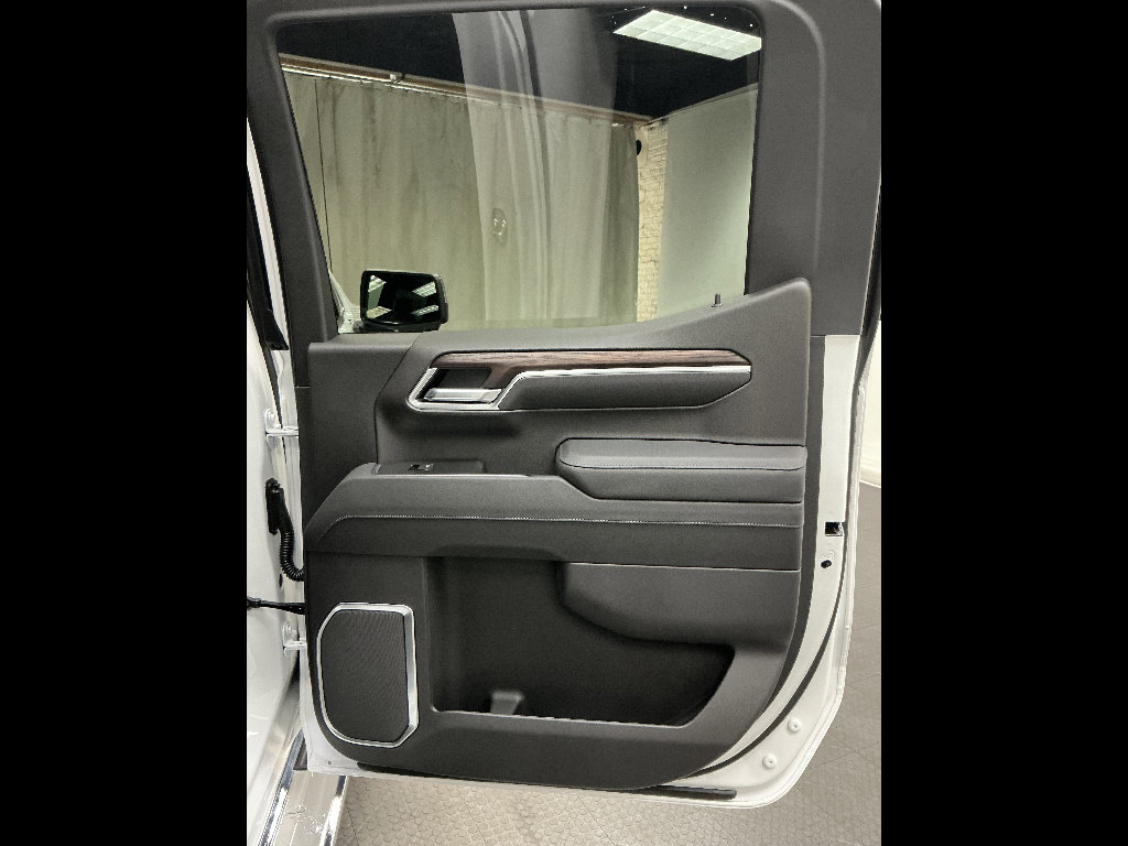 New 2026 GMC Sierra 1500 SLT w/ SLT Premium Package image 23
