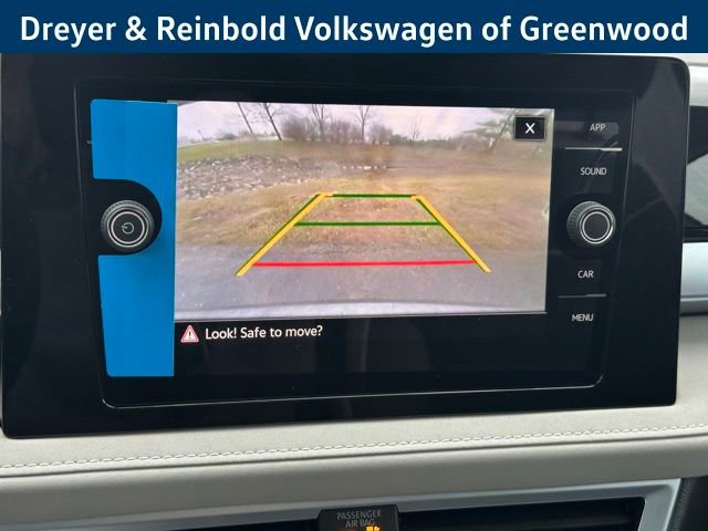 New 2026 Volkswagen Taos SE image 38