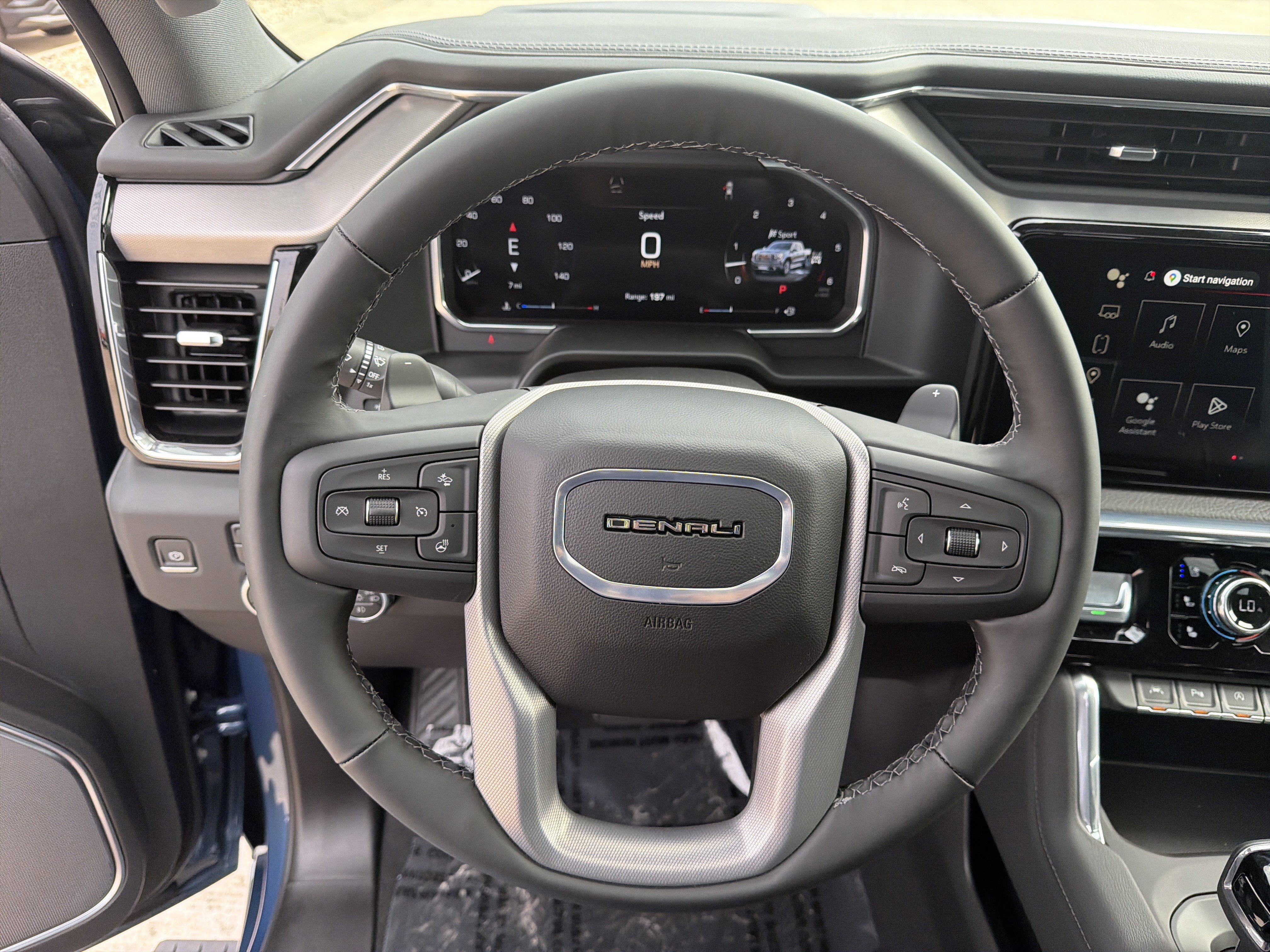 New 2026 GMC Sierra 1500 Denali w/ Denali Reserve Package image 17
