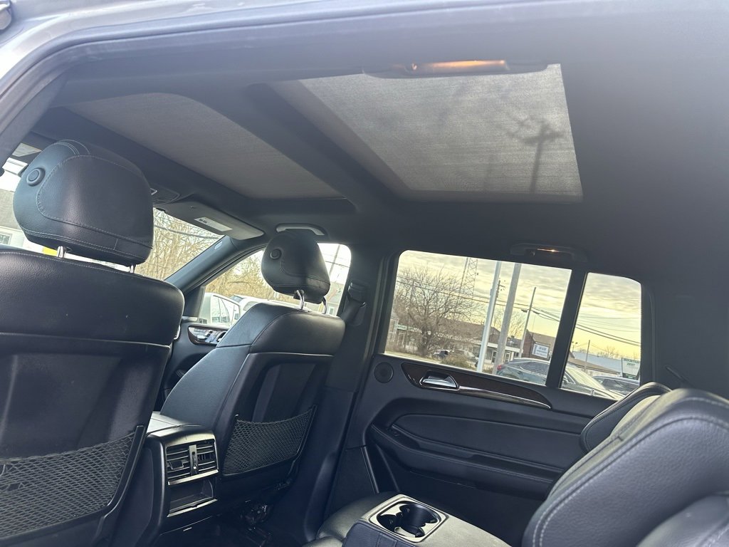 Used 2018 Mercedes-Benz GLS 450 4MATIC image 16