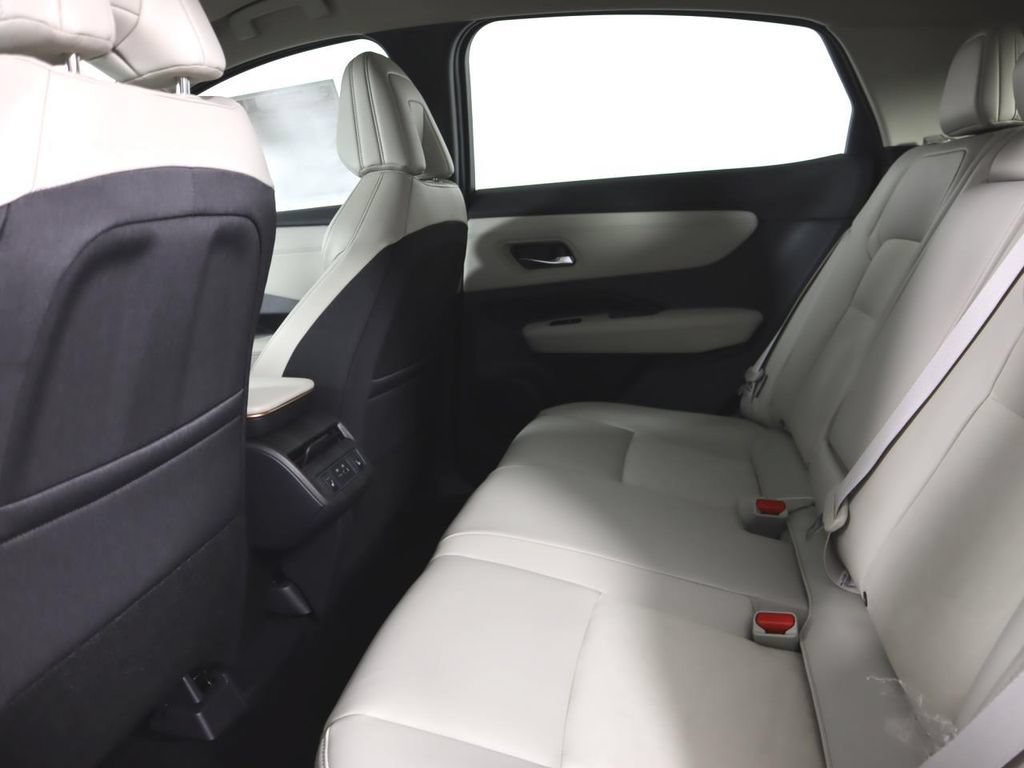 Certified 2023 Nissan Ariya FWD image 23