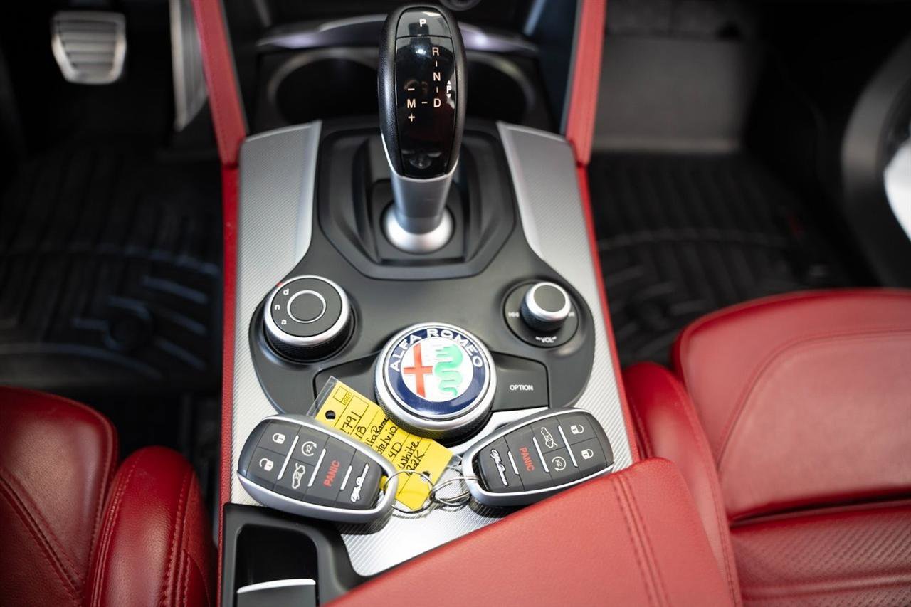 Used 2018 Alfa Romeo Stelvio Ti Sport AWD/4WD image 17