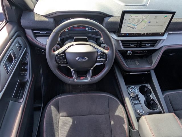 Used 2025 Ford Explorer ST image 9