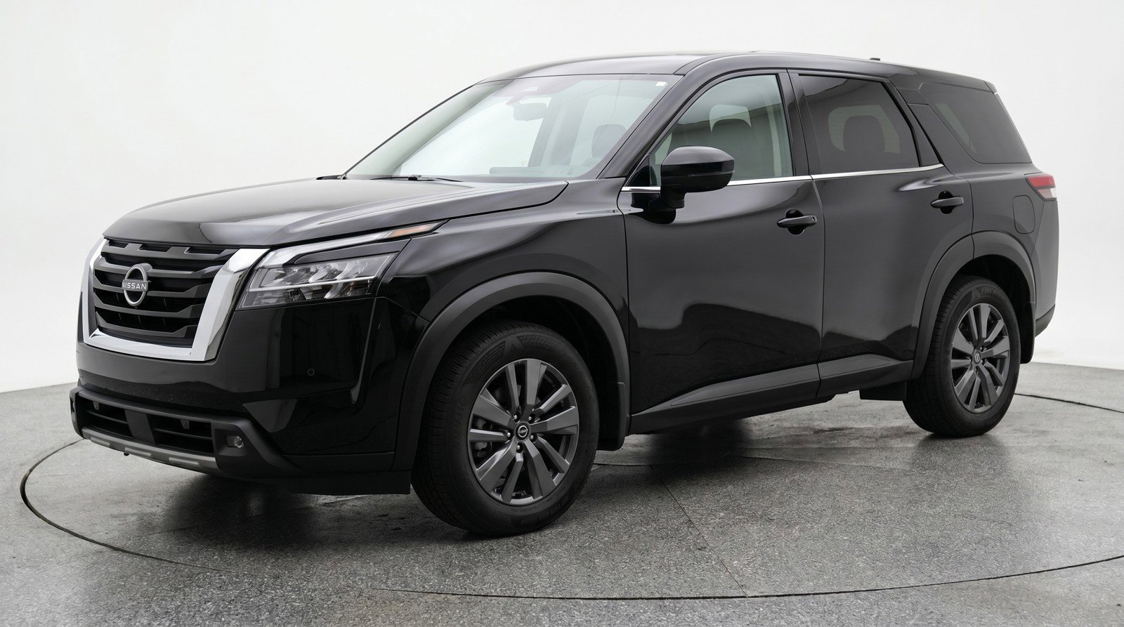 Used 2025 Nissan Pathfinder SV FWD image 3