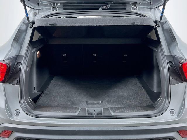 Used 2025 Chevrolet Trax LT image 23