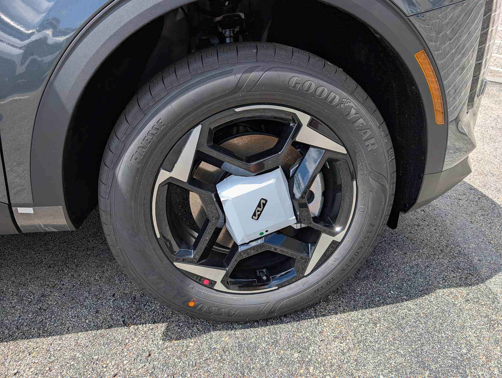 New 2026 Kia Sportage EX AWD/4WD image 3
