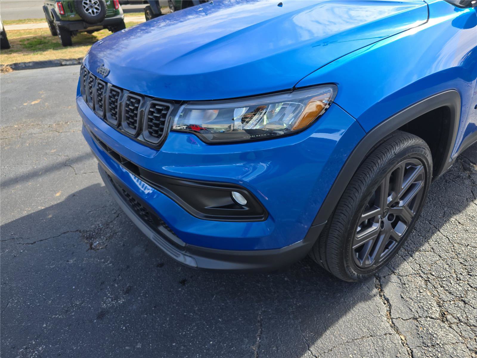 Used 2026 Jeep Compass Limited image 10