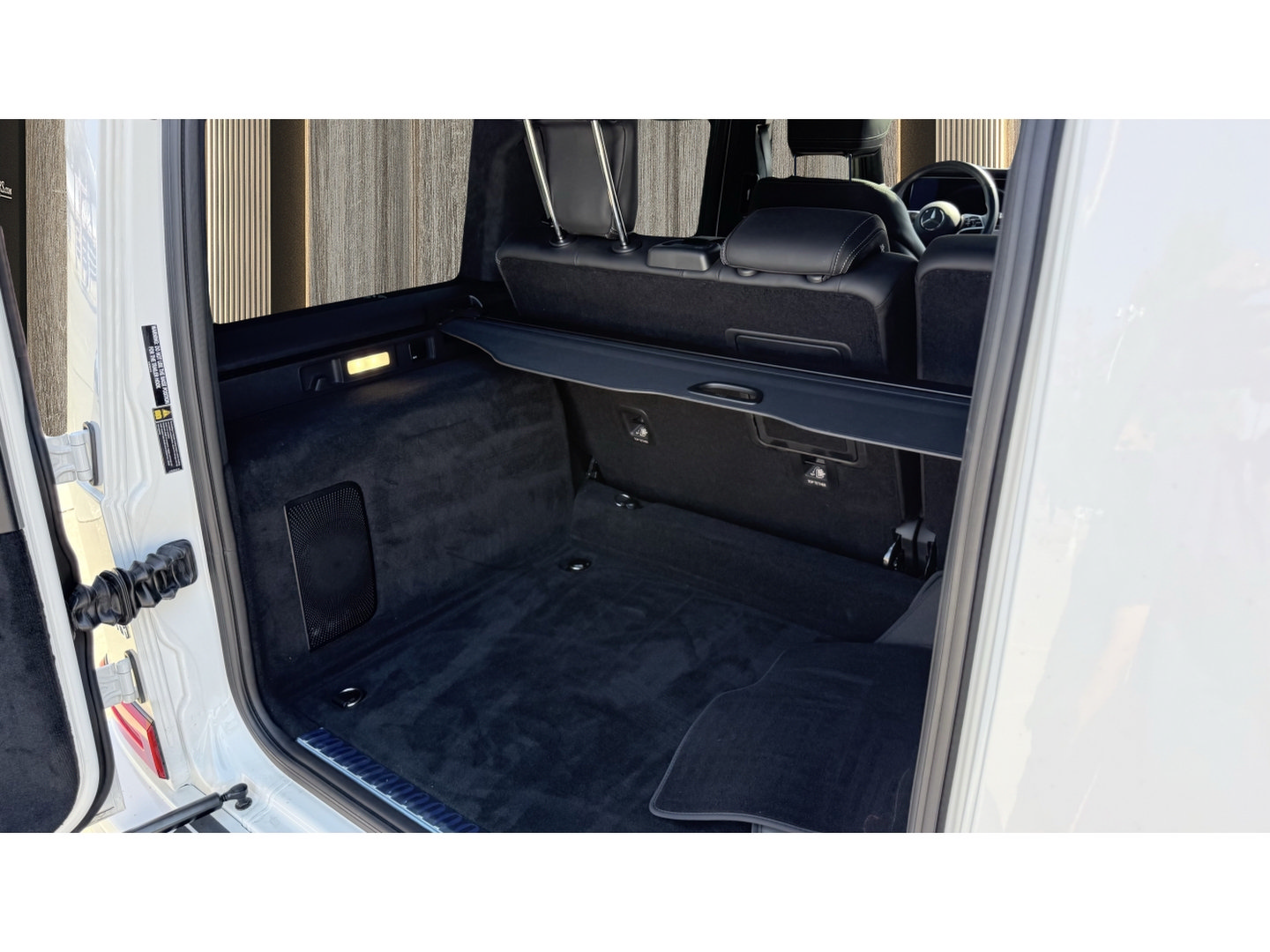Used 2025 Mercedes-Benz G 550 image 17