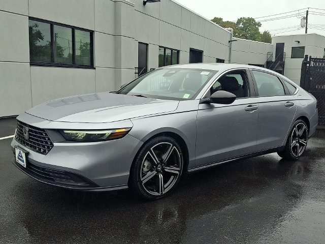Certified 2023 Honda Accord Sport image 3