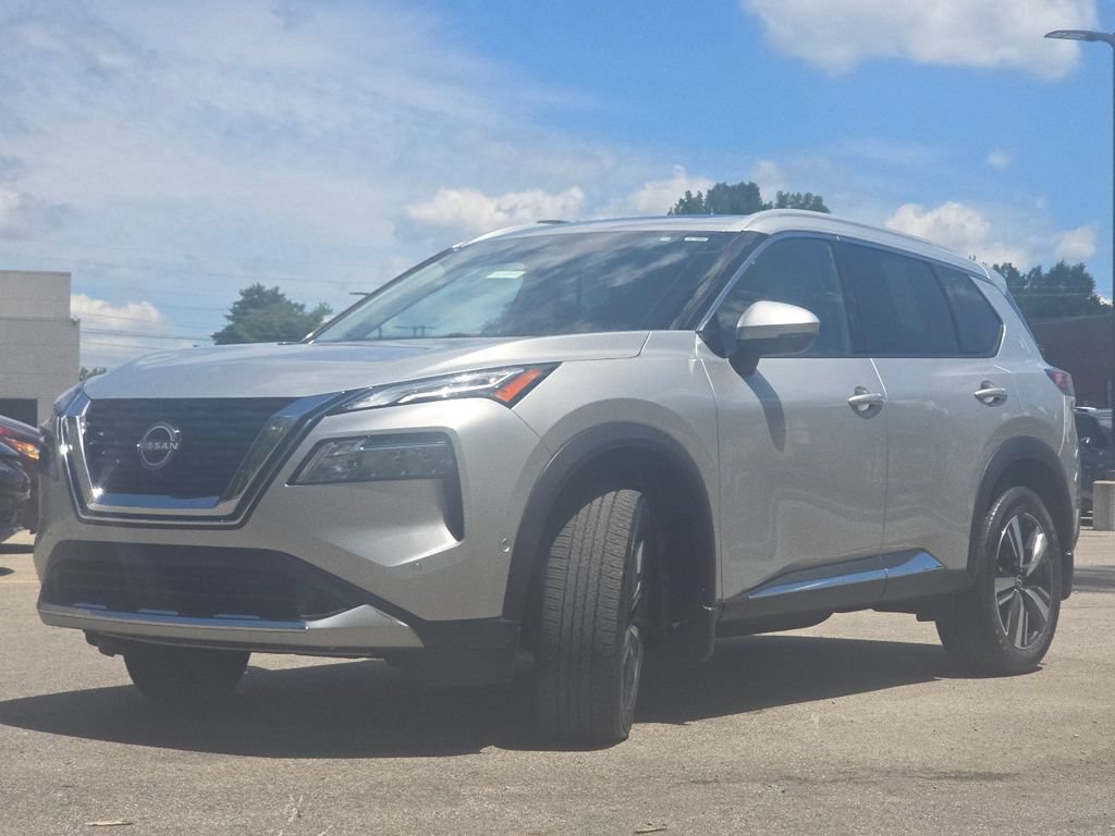 Used 2023 Nissan Rogue Platinum w/ Platinum Premium Package AWD/4WD image 13