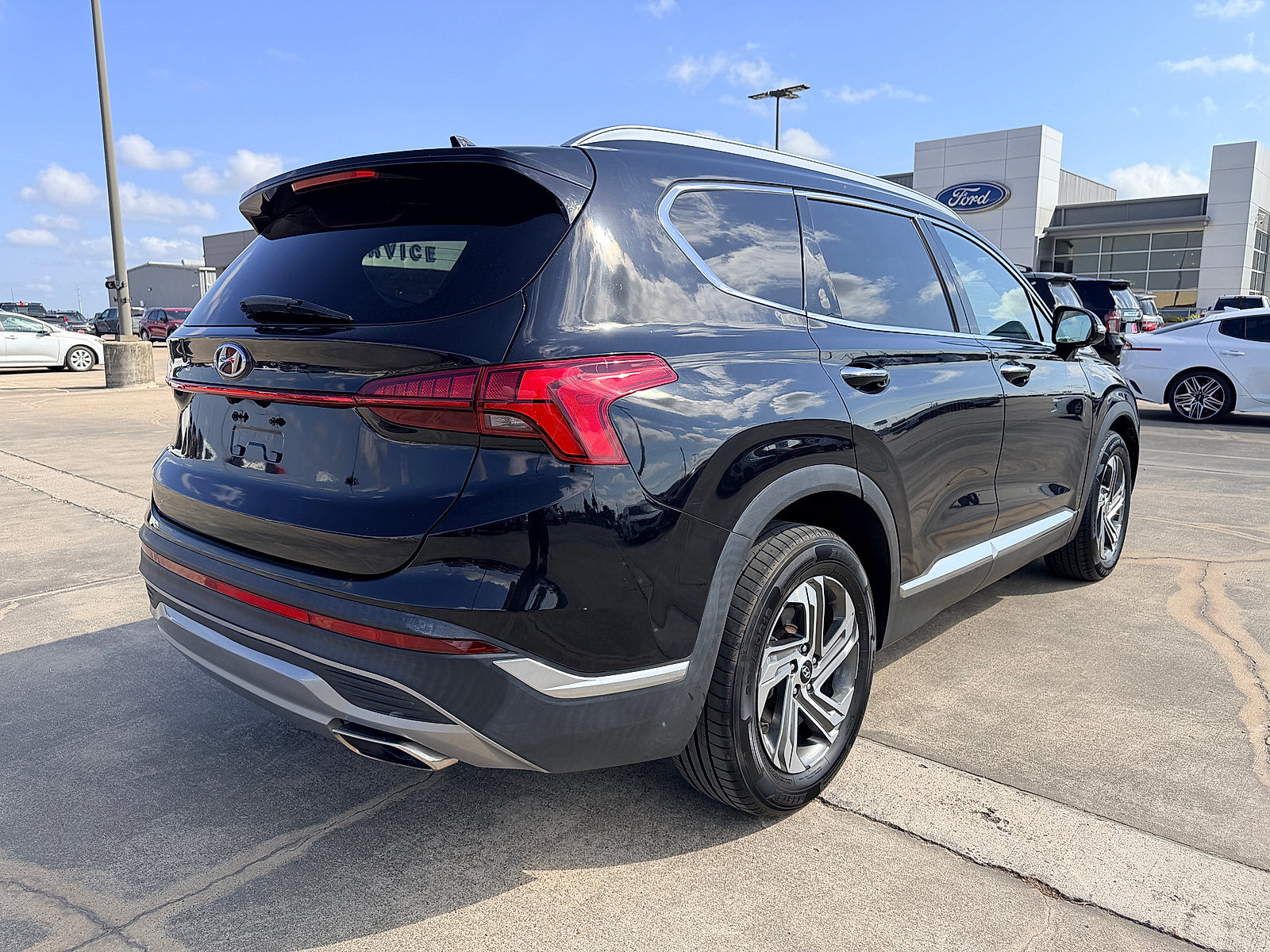 Used 2021 Hyundai Santa Fe SEL w/ Convenience + Premium Package FWD image 7