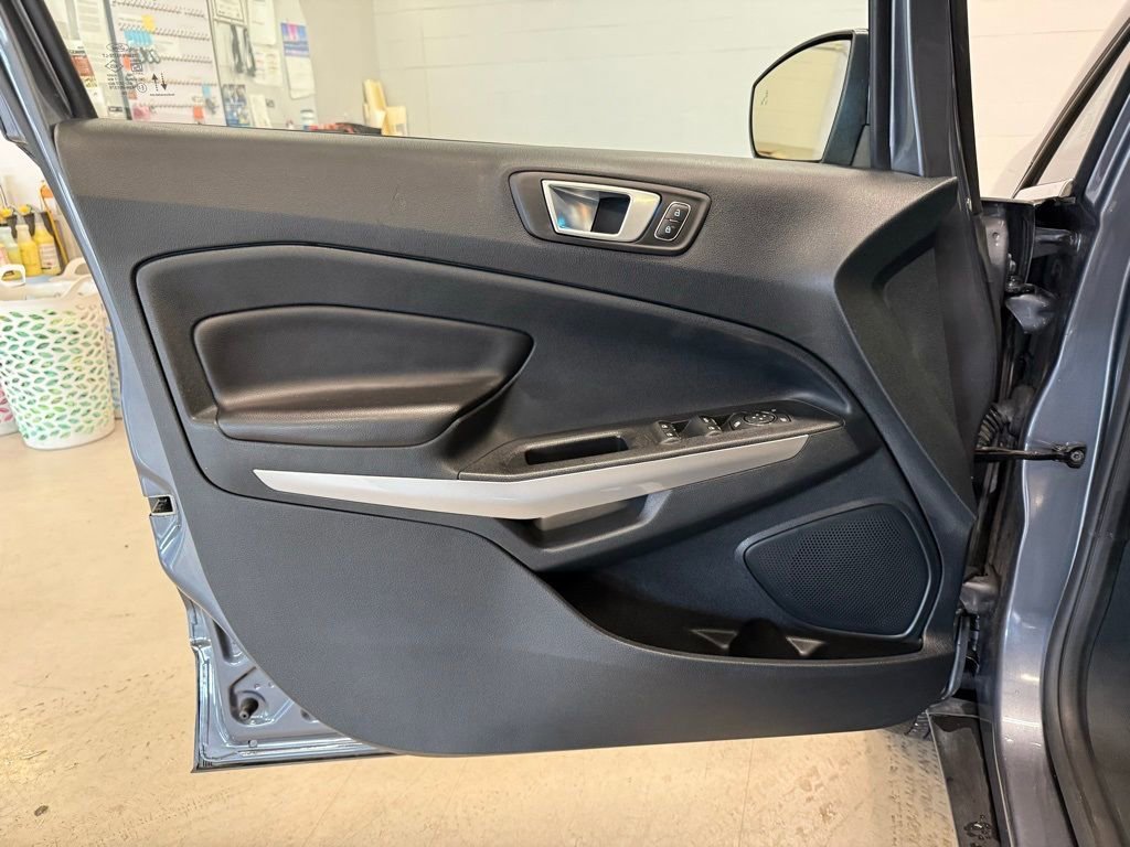 Used 2022 Ford EcoSport Titanium image 18