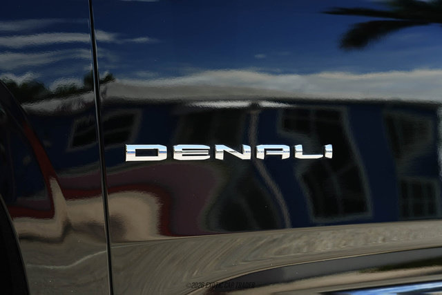 Used 2023 GMC Yukon Denali Ultimate AWD/4WD image 75