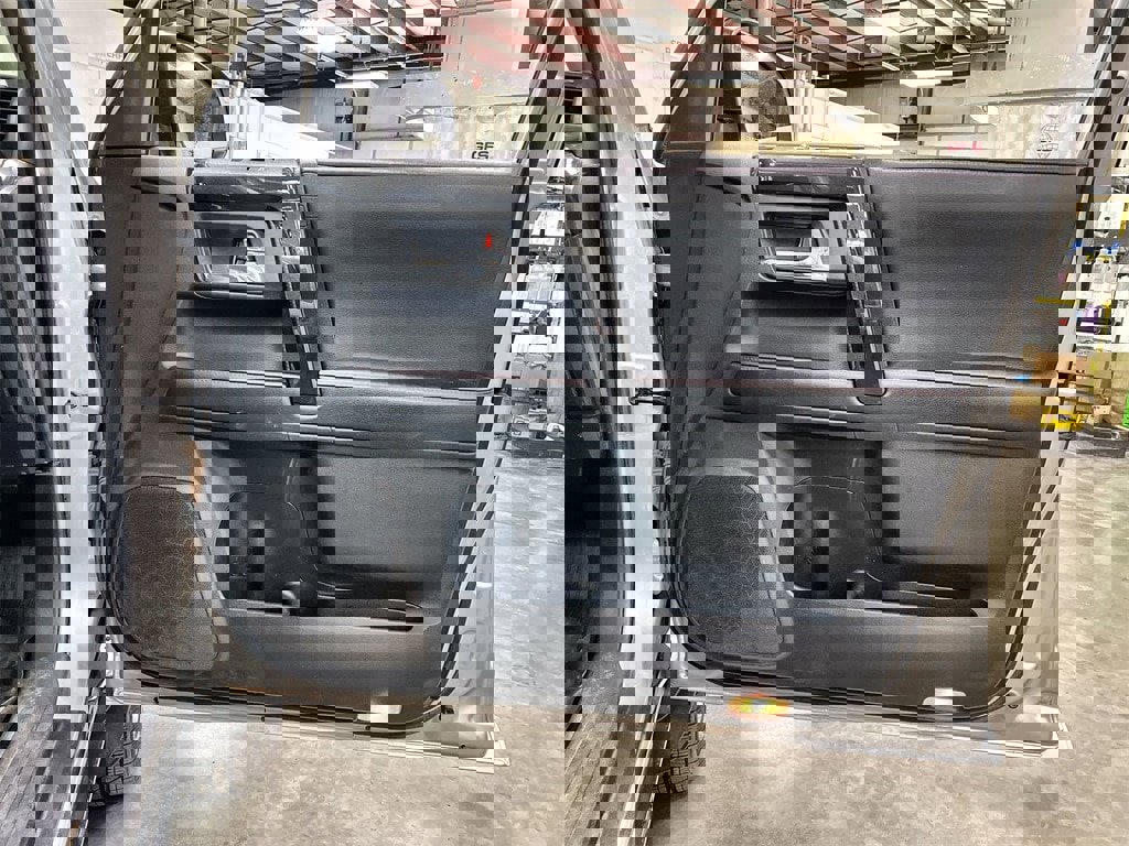 Used 2020 Toyota 4Runner Venture w/ Moonroof Package image 31