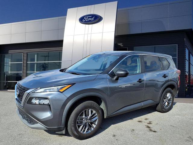 Used 2023 Nissan Rogue S image 4