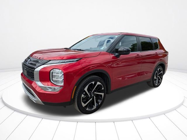 Used 2024 Mitsubishi Outlander SE image 8