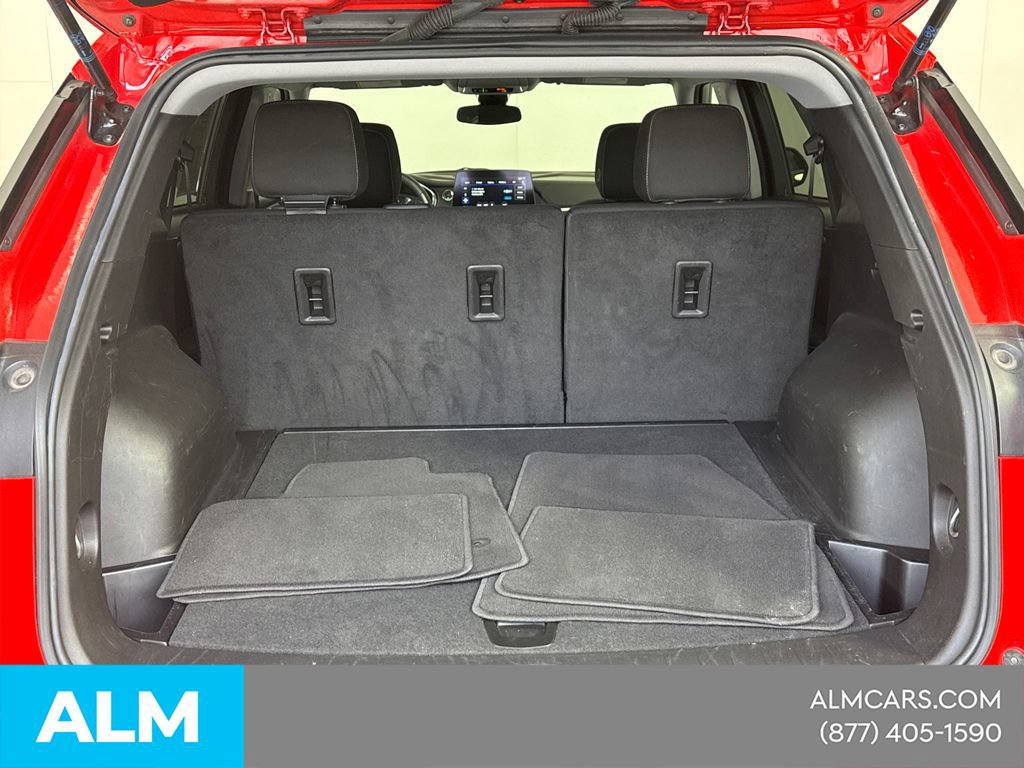 Used 2025 Chevrolet Blazer LT FWD image 21