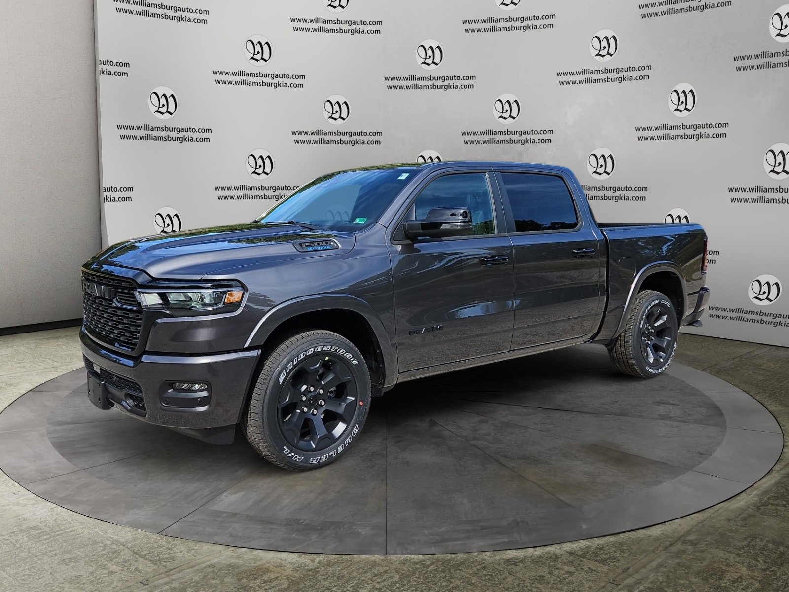 New 2025 RAM 1500 4x4 Crew Cab image 1
