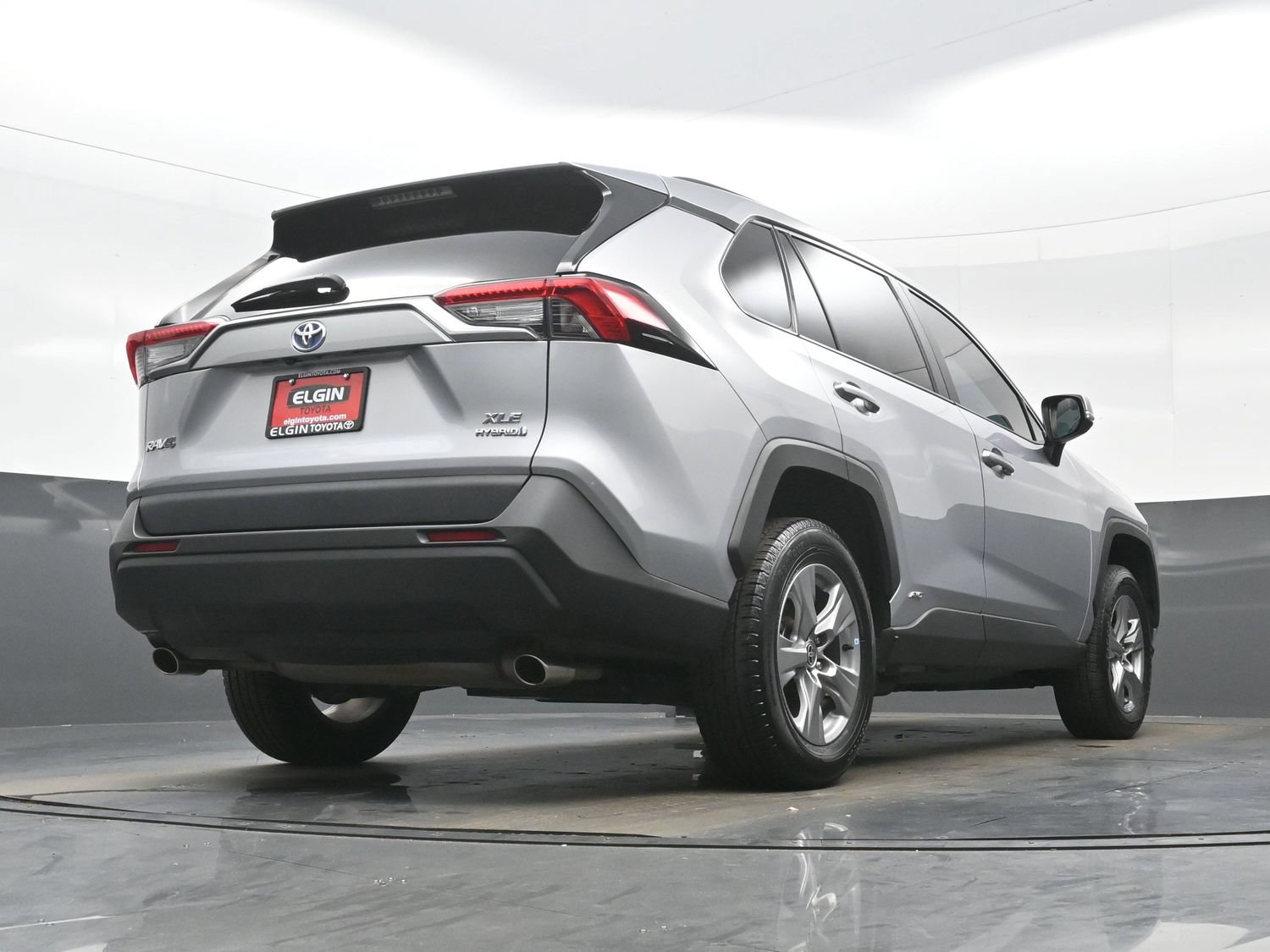 Used 2022 Toyota RAV4 XLE w/ Convenience Package AWD/4WD image 32
